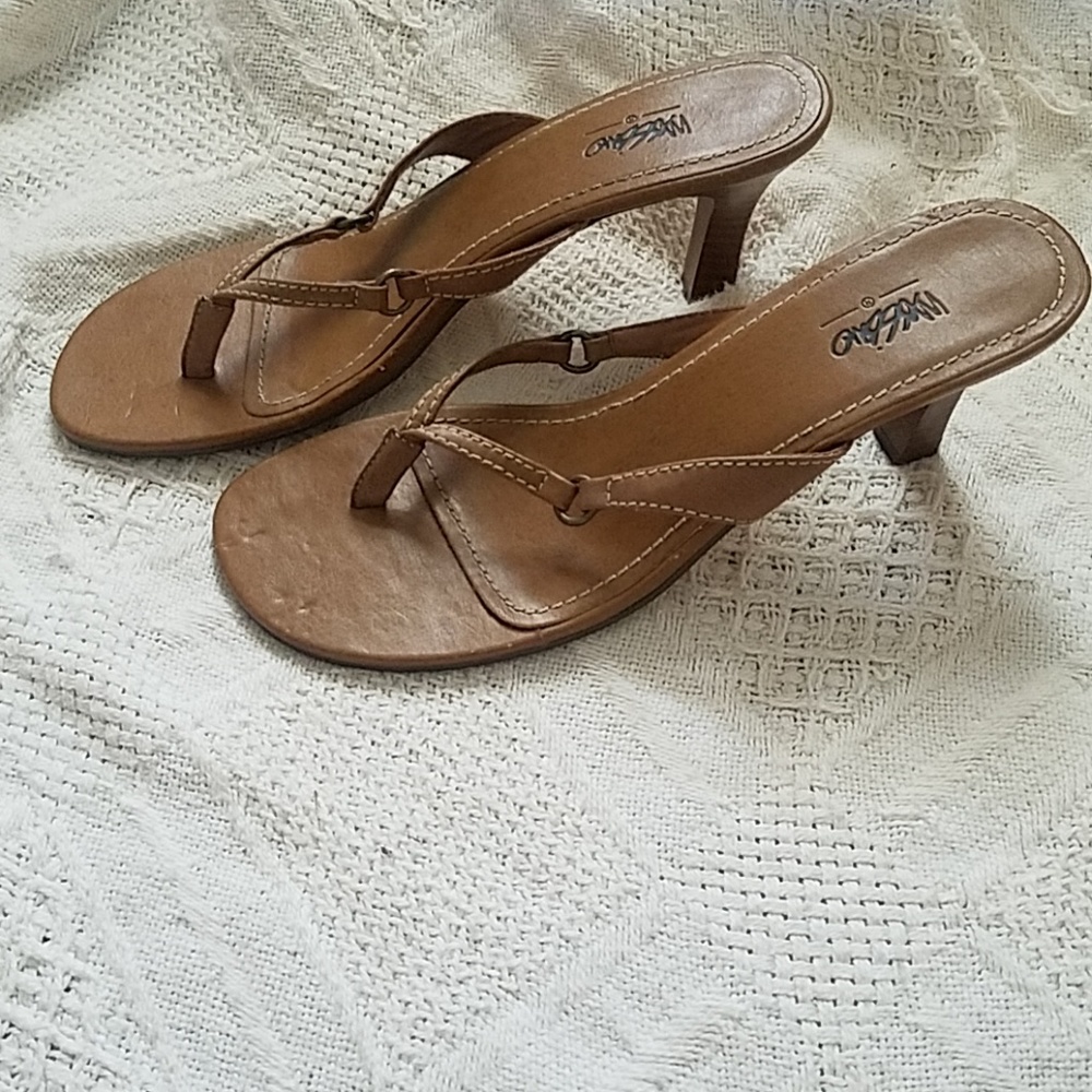 Flip flop heels
